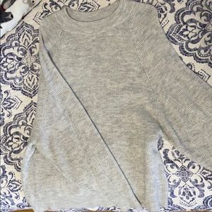 Wide sleeve Gap sweater